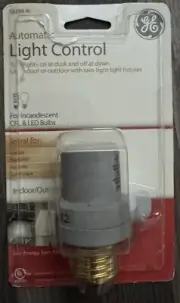 GE Automatic Light Control 18294 turns on at dusk and off at dawn - works w/ led
