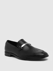 GUESS Black Herzo Loafers Size: 9