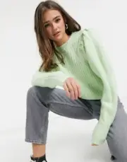 Topshop pleated sleeve jumper in pastel green Size Medium New With Tags