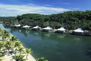 金沙目的地度假村Golden Sands Destination Resorts