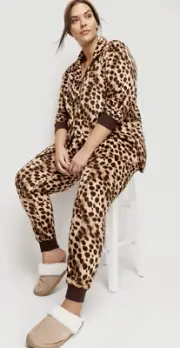 Peter Alexander Plus Cozy Cheetah Pj Set Size 2+ (20-22) BNWT. Pls read desc