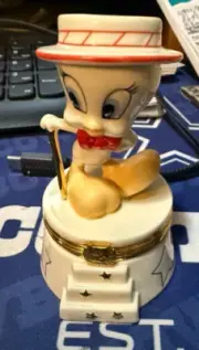 Lenox Looney Tunes Showstopper Tweety Bird Treasure Trinket Box Goldtone Charm