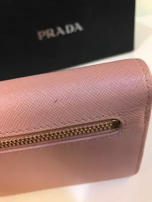 Prada 蝴蝶結 裸粉色 長夾