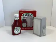 Benjamin Medwin Heinz Ketchup Salt AndPepper Shaker Set NIB