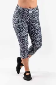 Eivy Women's Icecold Snow Leopard 3/4 Base Layer Legging Moisture Wick Stretch S