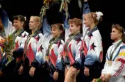 Team USA Amy Chow Jaycie Phelps Dominique Moceanu Kerri Strug and - Old Photo