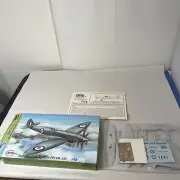 MPM 1/72 Scale Submarine Spitfire PR Mk XIX Airplane Model Kit Sealed Parts