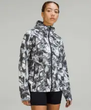 NWT Lululemon Break A Trail Jacket Take Flight Grey Multi Sz 4 Women Waterproof