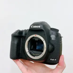 ( Canon 全幅相機快門少 ) Canon EOS 5D Mark III 5D3 保固半年 二手相機 高CP值
