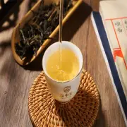 White Tea Cake Top Yunnan Old White Tea Big Leaf Weight Loss Healthy Drink 200g