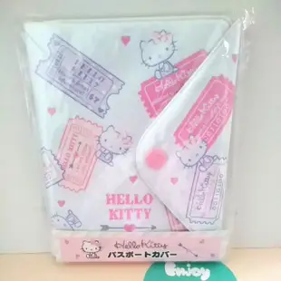 👍正版現貨👍 三麗鷗 Hello Kitty 護照套 正版授權 pvc材質 凱蒂貓 蓋扣護照套