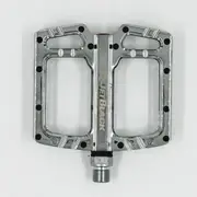JetBlack Ultralite MTB Pedals Low Profile – Sealed Bearings Cromo Axle Chrome