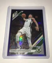 2019-20 Optic Basketball Giannis Antetokounmpo Purple Refractor!! LOOK!!