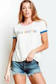 WILDFOX CABANACATION Ringer Tee Vintage Lace Bubble Gum / Slate ( XS )
