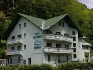 Lostrita - Pastravarie, Hotel & SPA