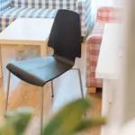 【樣品屋】實木椅 北歐風餐椅 北歐餐椅 復古餐椅 實木椅 餐桌椅子 靠背椅 北歐椅 北歐風椅子 實木黑色北歐簡約現代餐椅