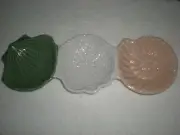 ST. NICHOLAS SQUARE CONNECTED DIP BOWLS SNOWFLAKES & SEASHELLS NWT MULTICOLOR