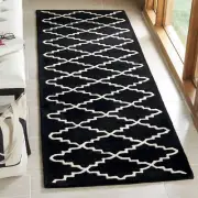 Safavieh Chatham BLACK / IVORY 2'-3" X 9' Runner - CHT721K-29