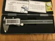 iGAGING IP54 Electronic Digital Caliper 0-6" Display Inch/Metric/Fraction Silver
