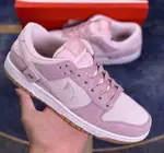 NIKE WMNS SB DUNK LOW＂TEDDY BEAR＂