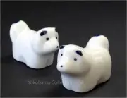 2 PCS. Chopstick Rest Porcelain White AKITA Dog Design /Made in Japan