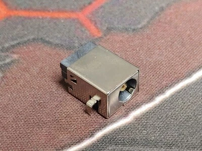 DC power jack charging port socket plug Evoo Gaming EG-LP10-BK E138