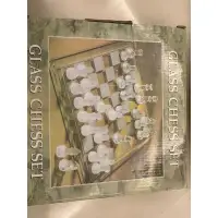 在飛比找蝦皮購物優惠-（出清）Glass Chess Set 玻璃西洋棋組♟️