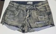 T-by BETTINA LIANO, size 10, Vintage, Cut Off, Distressed Jean Shorts