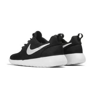 【NIKE】WMNS NIKE ROSHERUN 復古 輕量 黑底銀勾 慢跑(511882-094)