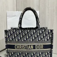 在飛比找PopChill優惠-[二手] 二手全配 中碼 Dior Book Tote 中號