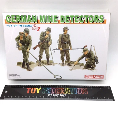 Dragon 6280 - GERMAN MINE DETECTORS Gen 2 '39-'45 1:35 Scale WWII Model Kit