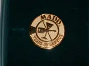 MOTHERS AGAINST DRUNK DRIVING LAPEL PIN - YEARS OF SERVICE