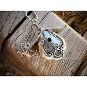 Birdhouse Necklace Vintage Hollow Carved Pendant, Silver Plated Fashion Jewelry Gift, Minimalist Retro Bird House Charm