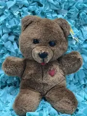 Vintage 1983 R DAKIN Heart-Throb BEAR 9" Soft Teddy Bear w/ Original Tags Korea