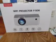 FANGOR 1080P HD Projector F-506 1080 WiFi Bluetooth HDMI - Bundle - NEW