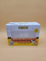 Peanuts New Snoopy Led Light Alarm Clock With Time, Date, & Temperature Display