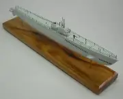 SS-215 USS Growler Gato-Class SS215 Submarine Desktop Wood Model Big New