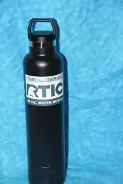 RTIC Outdoors 26-fl oz Stainless Steel Insulated Water Bottle- Black