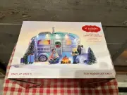 St Nicholas Square Camper With Light Up Campfire Illuminated Battery Brand New