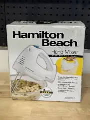 NEW Hamilton Beach Hand Mixer 62682RZ 250W with Snap-On Case White 6 Speed Bake