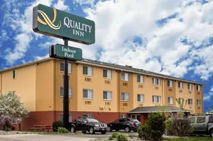 Quality Inn Dubuque on Hwy 20