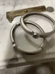 2 Vintage New Bangles For Stone