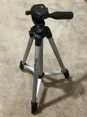 Targus 50 in Camera/Camcorder Tripod TG-50TR with Carrying Case Bag