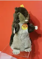 Steiff BEAVER Nagy 2125/20 with button and tag 8.5 in tall