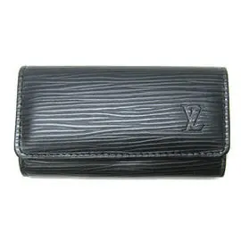 Juliet茱麗葉精品 Louis Vuitton LV M63822 EPI 水波紋皮革四扣鑰匙包.黑 停產現金價$8,200