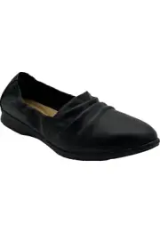 Clarks Collection Rouched Slip-Ons Jenette Ruby Black Leather