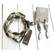 NEW NWT J. Jill Metallic Silver Abalone Shell Stretch Bracelets Earrings Set $68