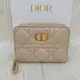 [二手] Dior S5032 CARO 奶茶色荔枝皮 拉鍊 短夾 零錢包 信用卡夾 皮夾