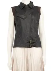 Black Zipped Sleeveless Vest