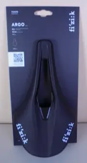 Fizik Tempo Argo R5 Saddle Black 150mm S-Alloy Rails - NEW -